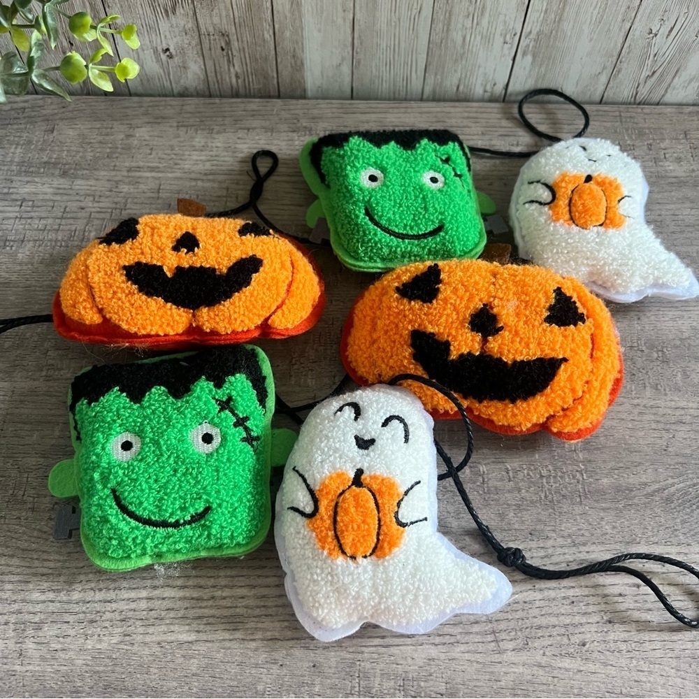 Festive Halloween Garland with Pumpkins and Ghosts and Frankenstein